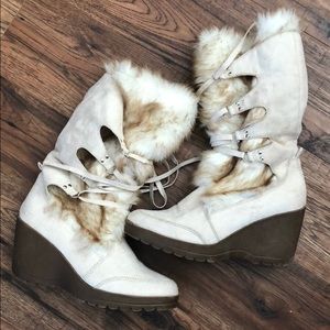 Wedge Fur boots size 10 euc